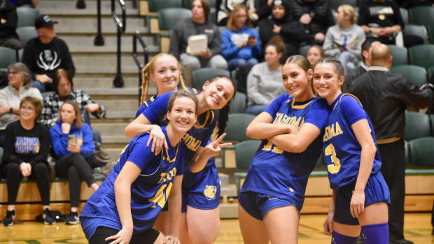 Tahoma Bears girls basketball 2023-24
